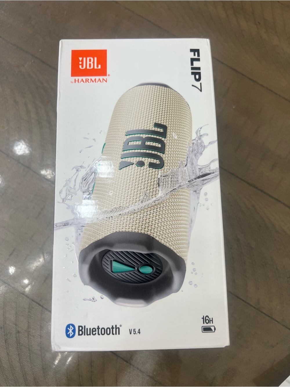 BRAND NEW JBL Flip 7 Portable Bluetooth Speaker - Cream